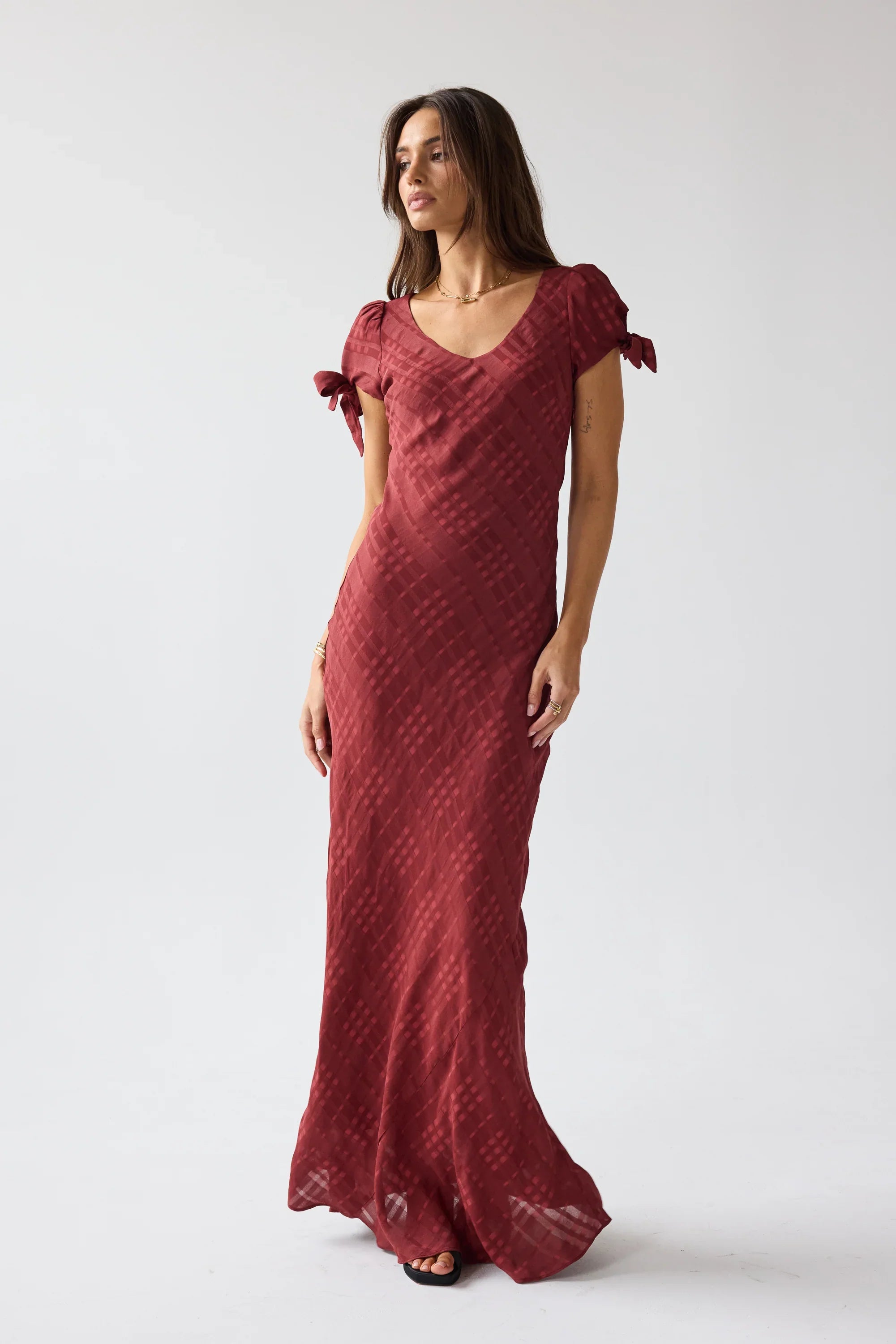 Kimmie Maxi Dress in Red-Brown