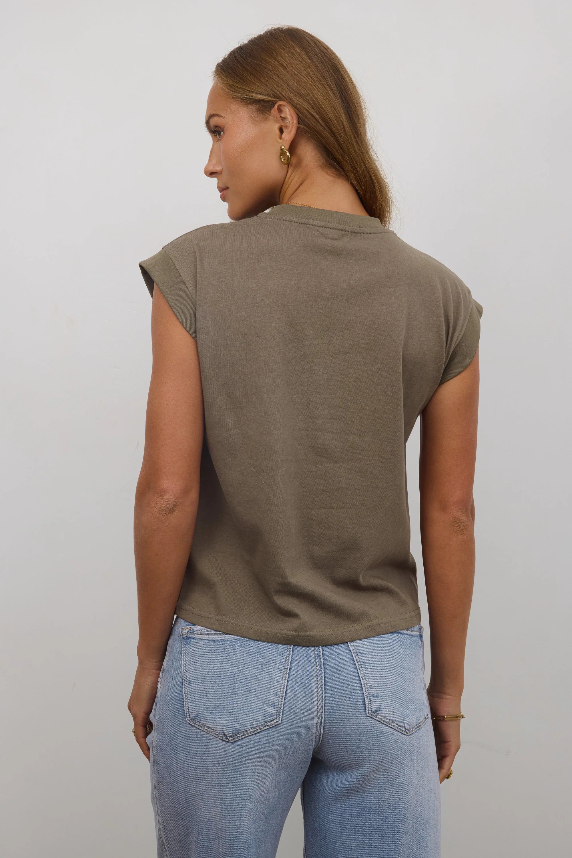 Arlo Top in Olive